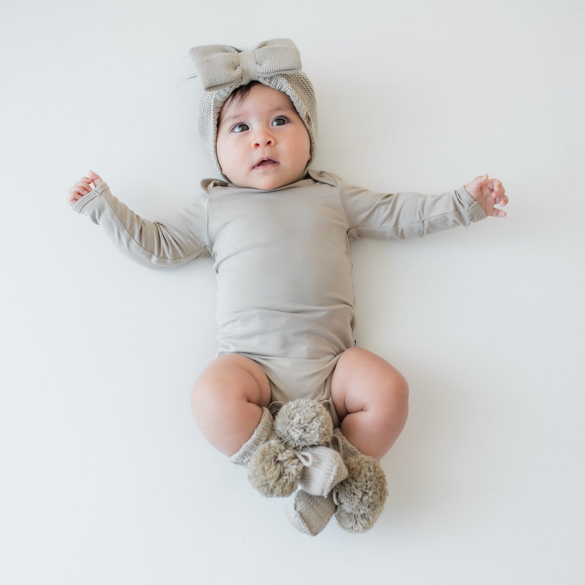 Chunky Knit Bow Headband in Almond - Image 3