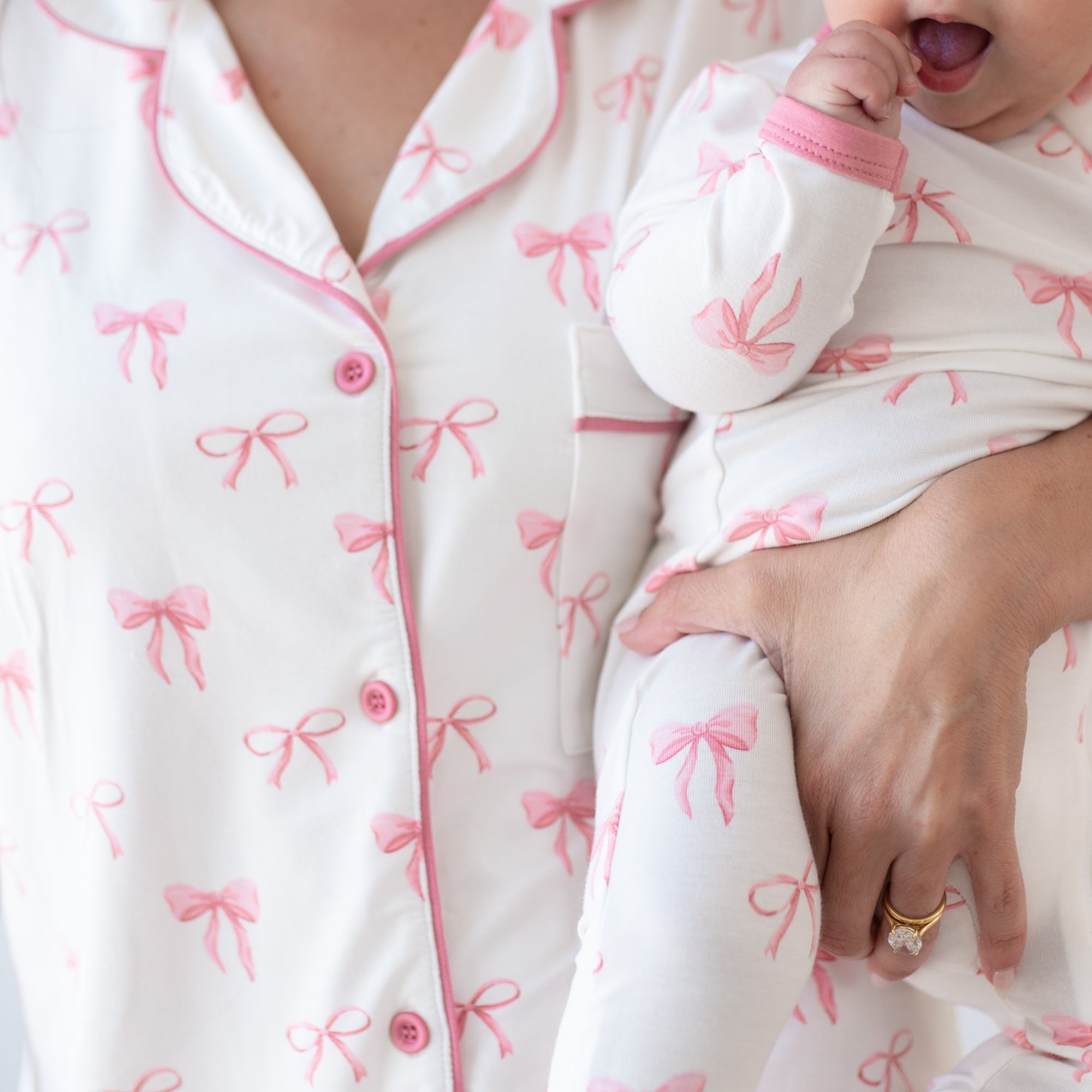 Women's Short Sleeve Pajama Set in Bow - Image 2