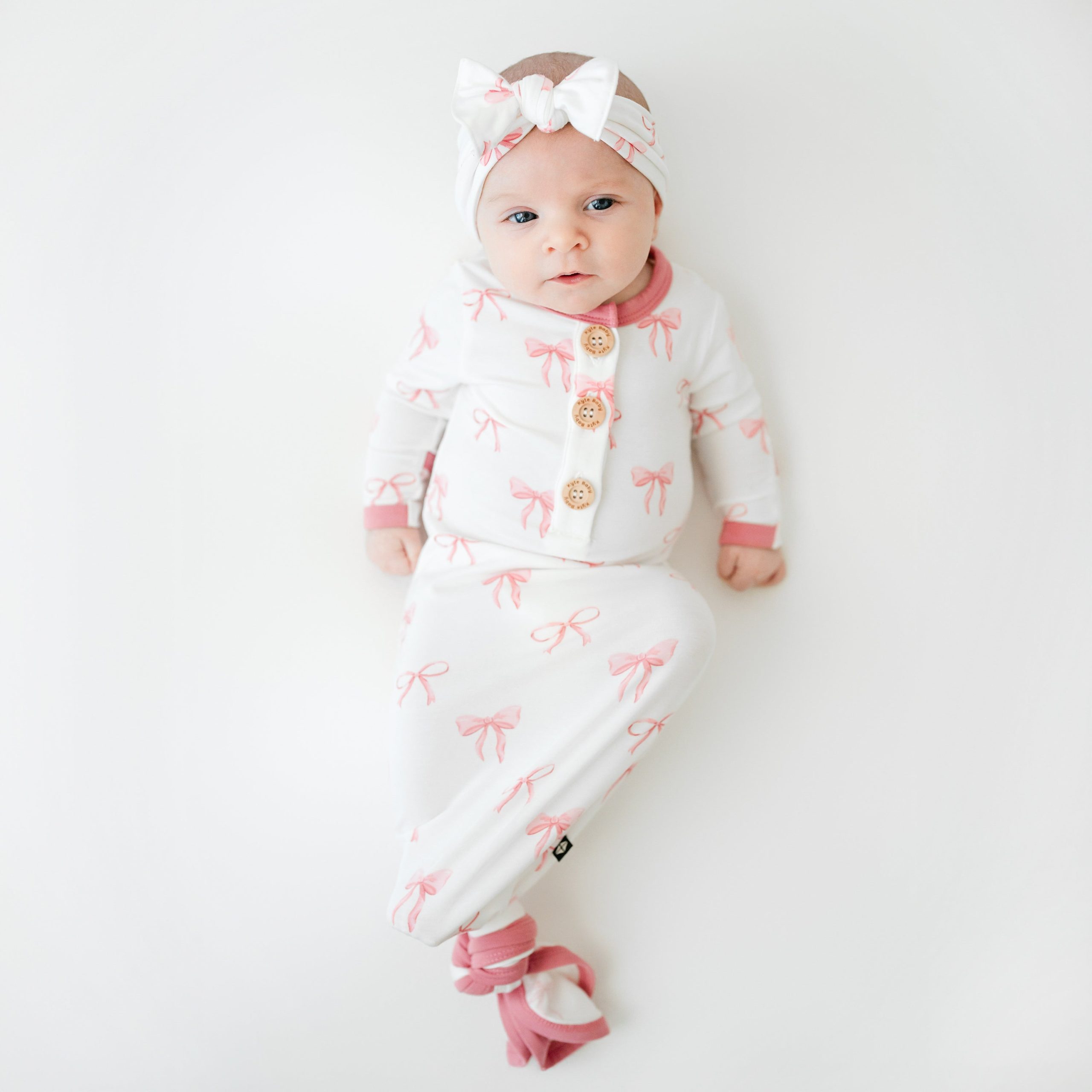 Knotted Gown with Bow Set in Bow - Image 3