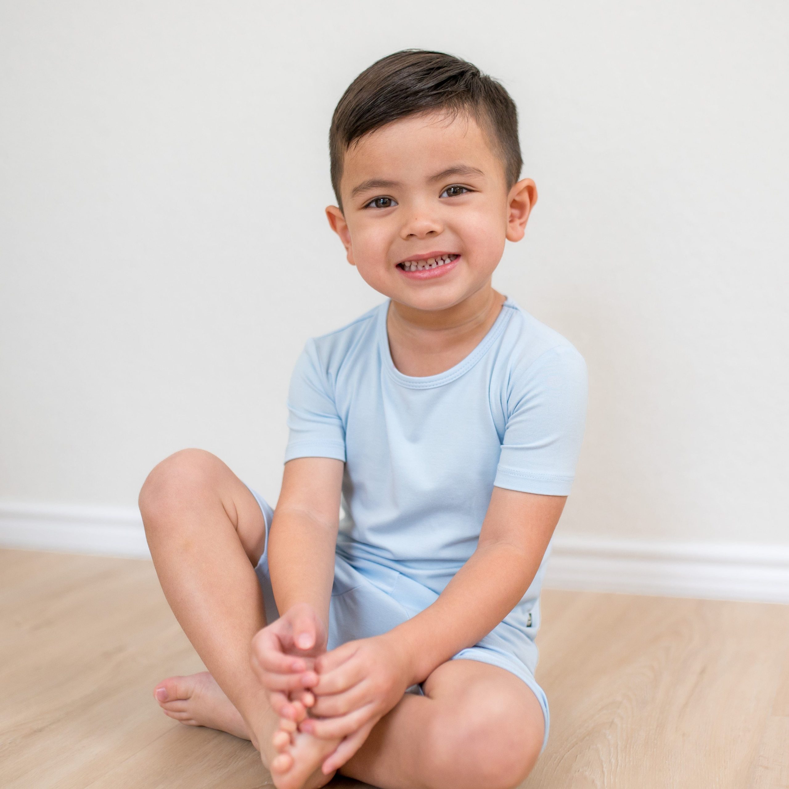 Short Sleeve Pajamas in Breeze - Image 5
