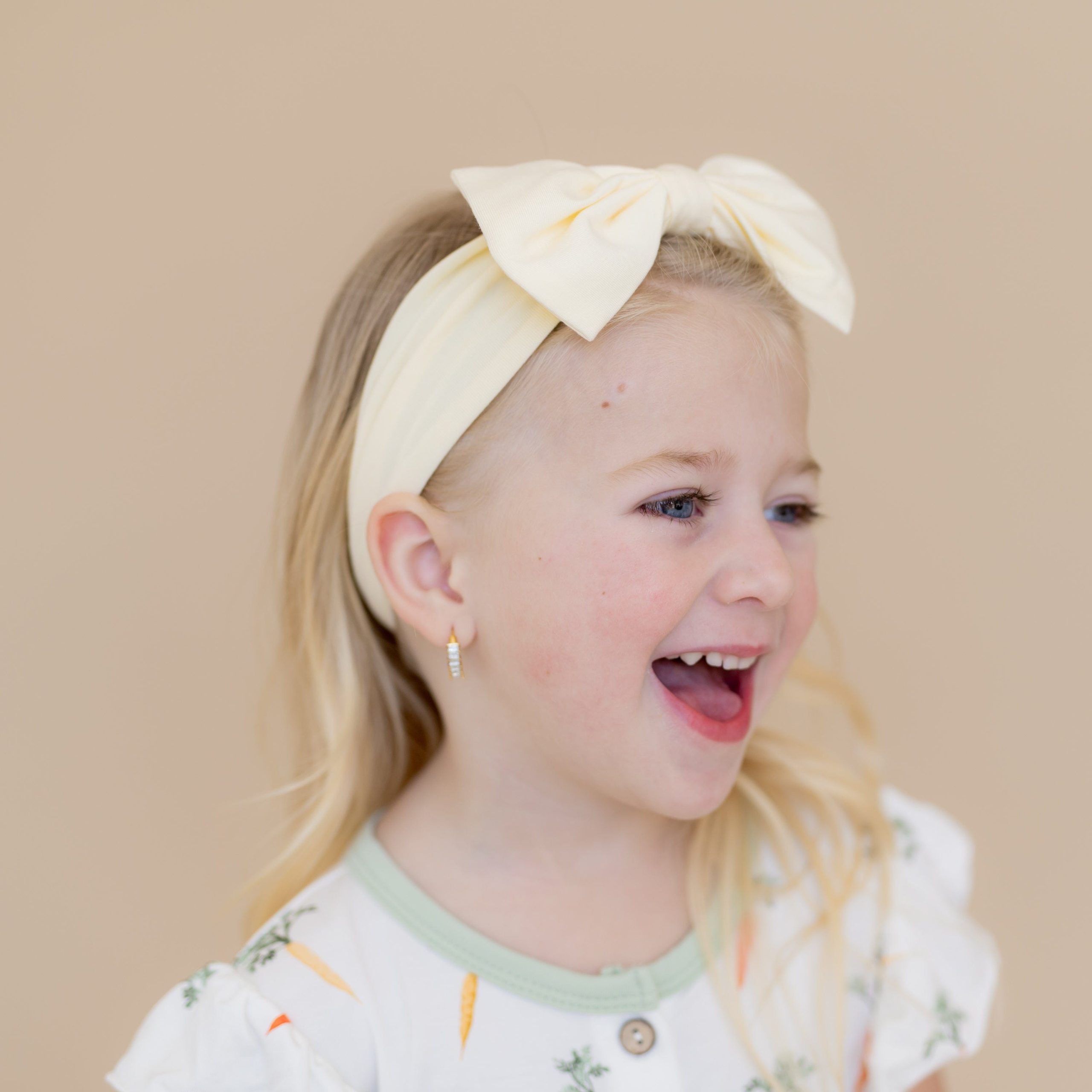 Bow Headband in Chamomile - Image 4