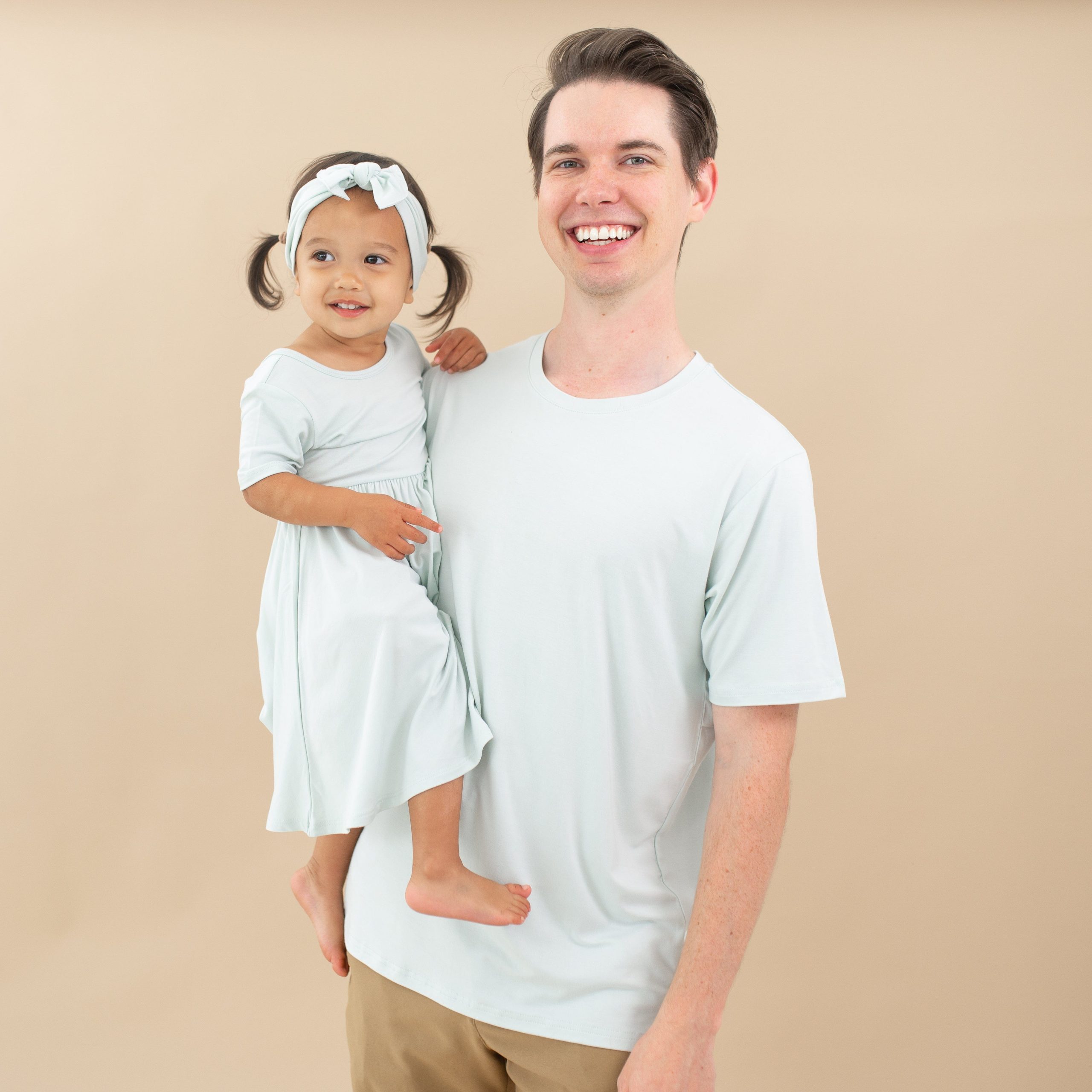 Men's Crew Neck Tee in Dew - Image 2
