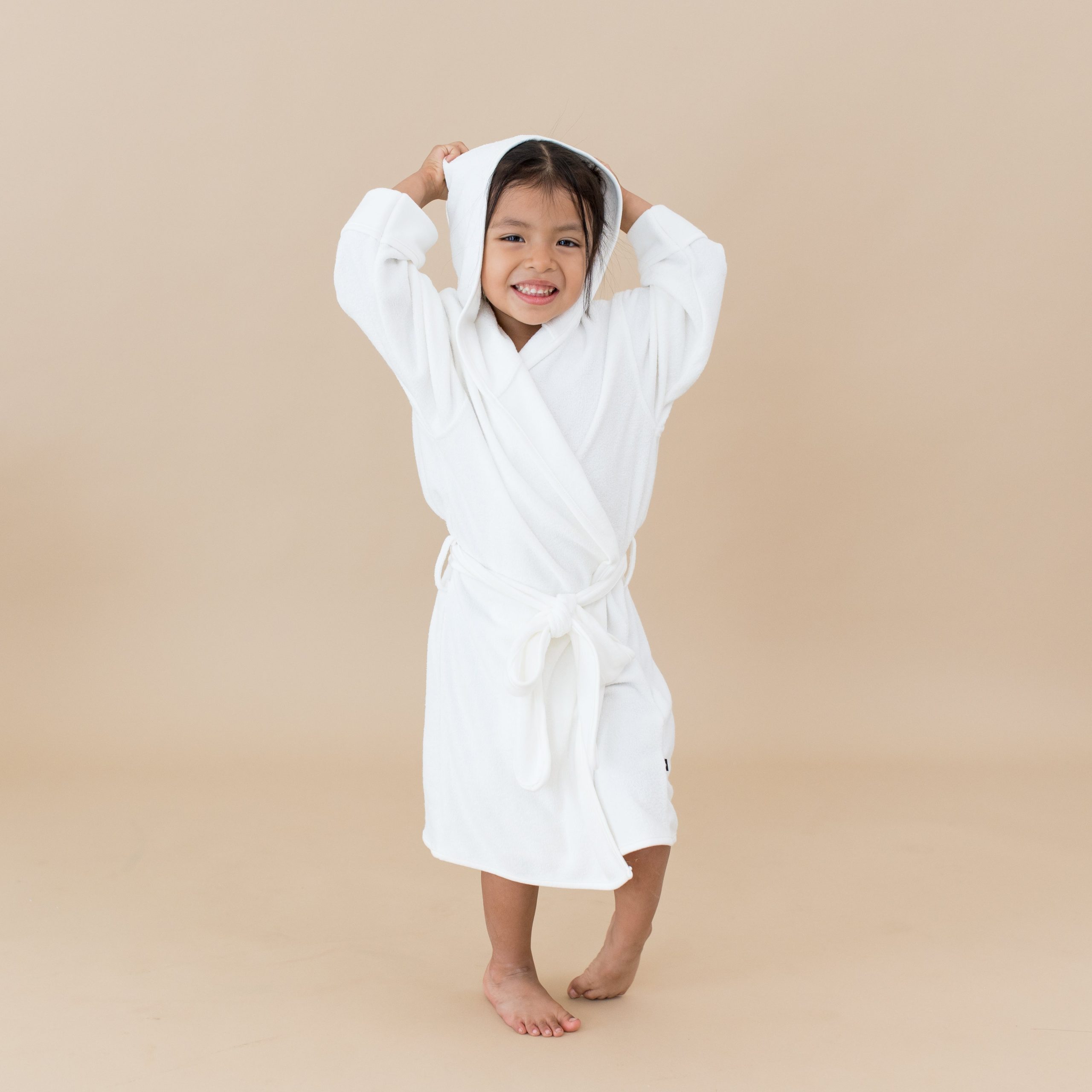 Hooded Bath Robe in Cloud - Image 2