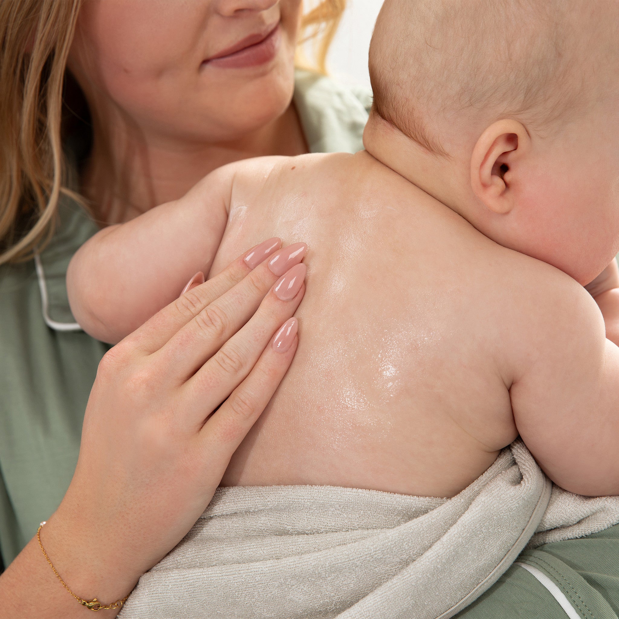 Baby Massage Oil - Image 4
