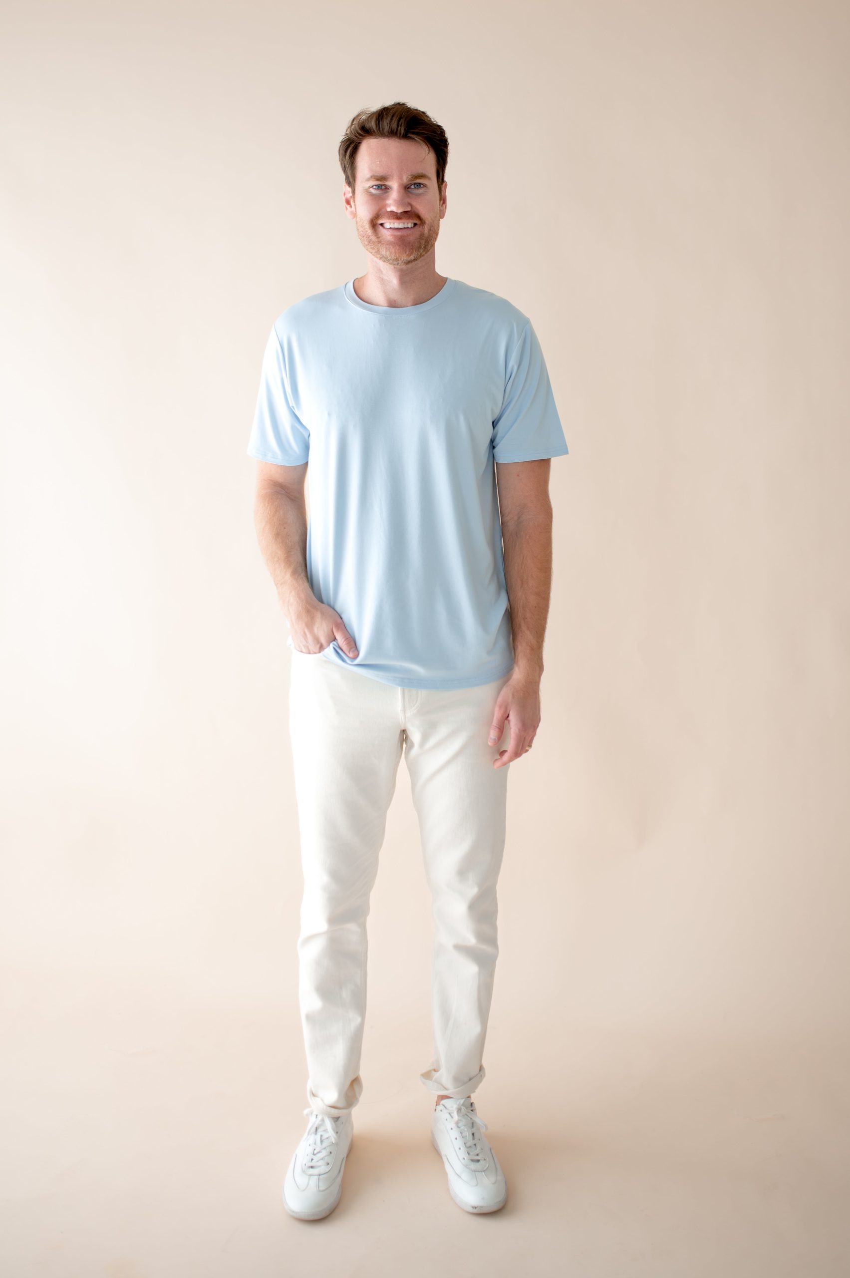 Men's Crew Neck Tee in Breeze - Image 4