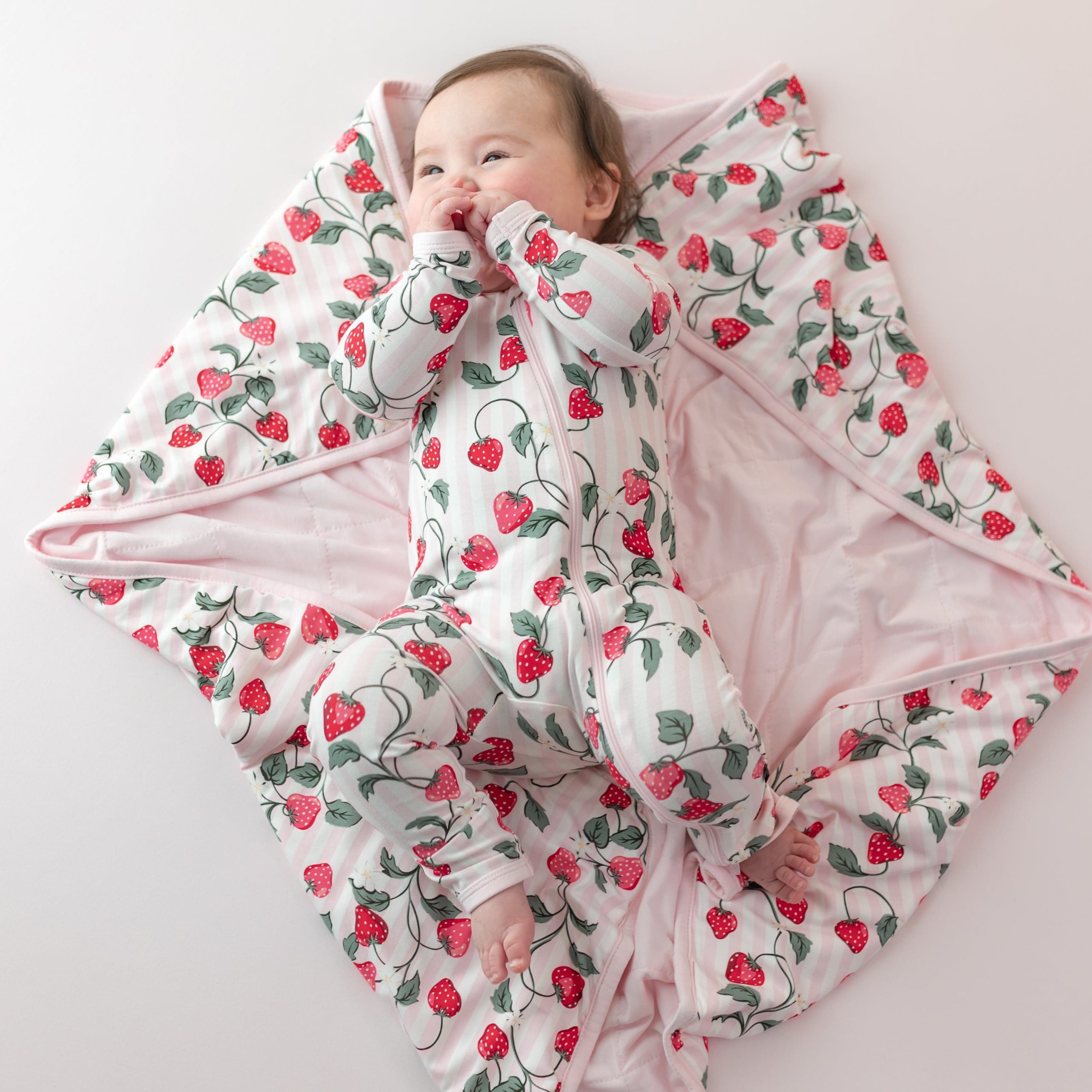 Baby Blanket in Strawberry Fields 1.0 - Image 3