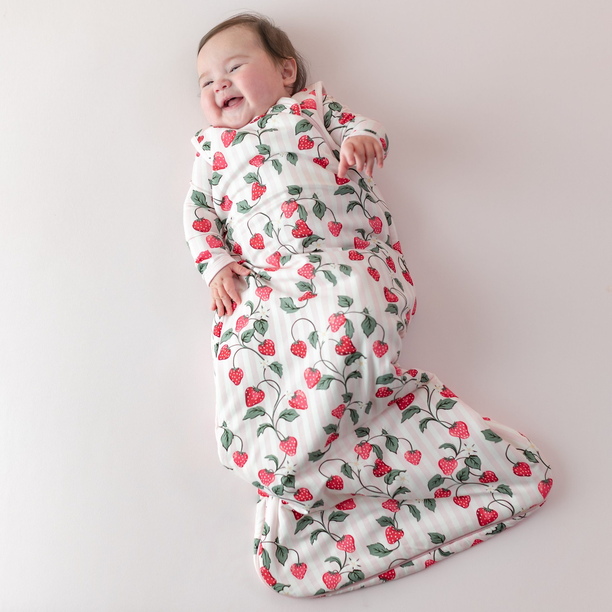 Sleep Bag in Strawberry Fields 1.0 - Image 4