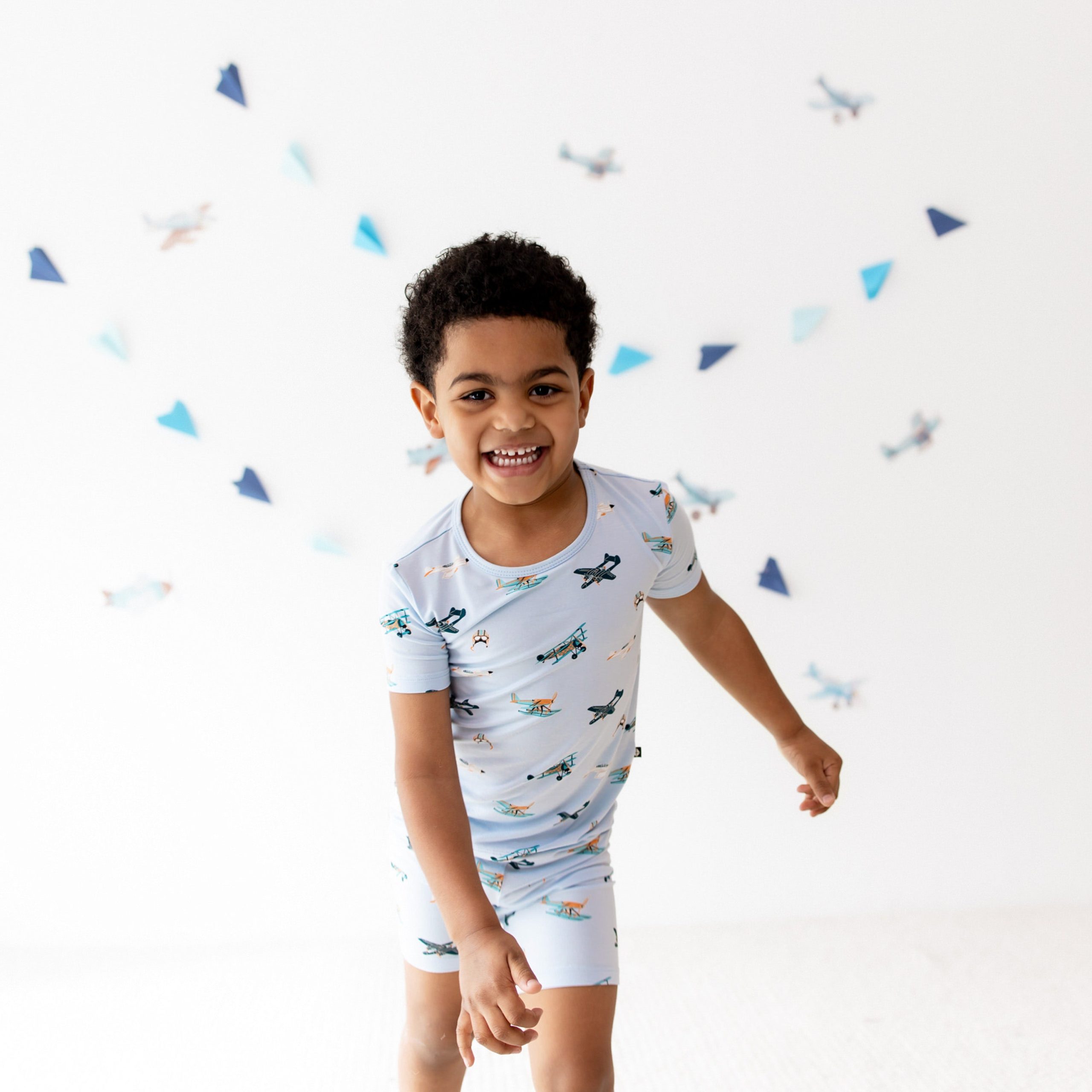 Short Sleeve Pajamas in Take Off - Image 4
