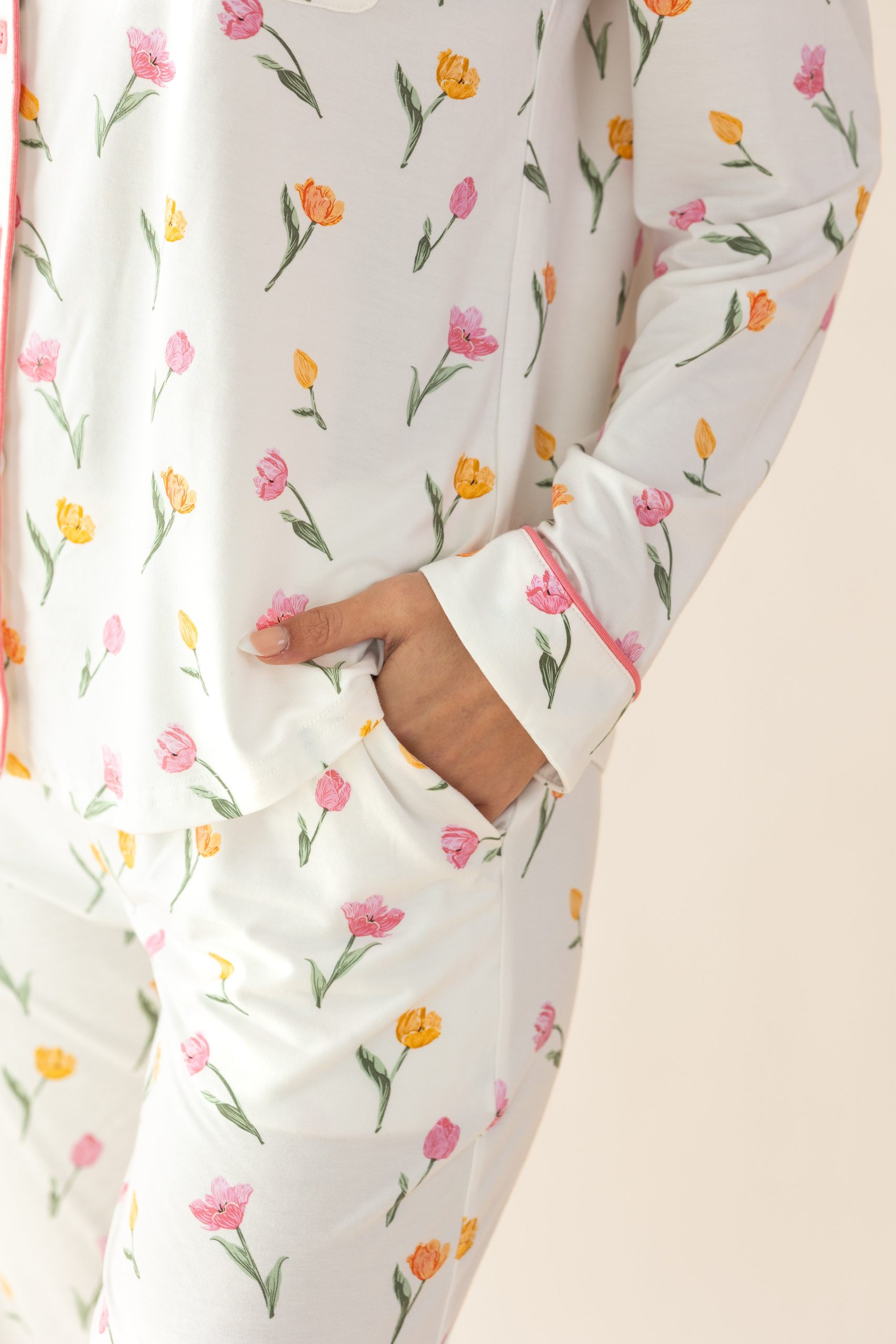 Long-Sleeved Women's Pajama Set in Tulip - Image 5