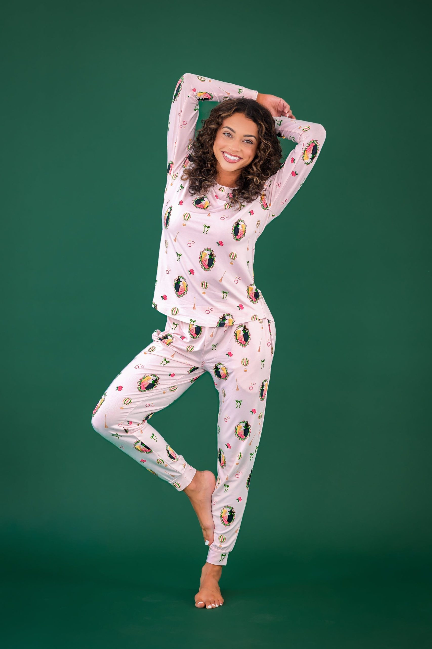 Women's Jogger Pajama Set in Wicked