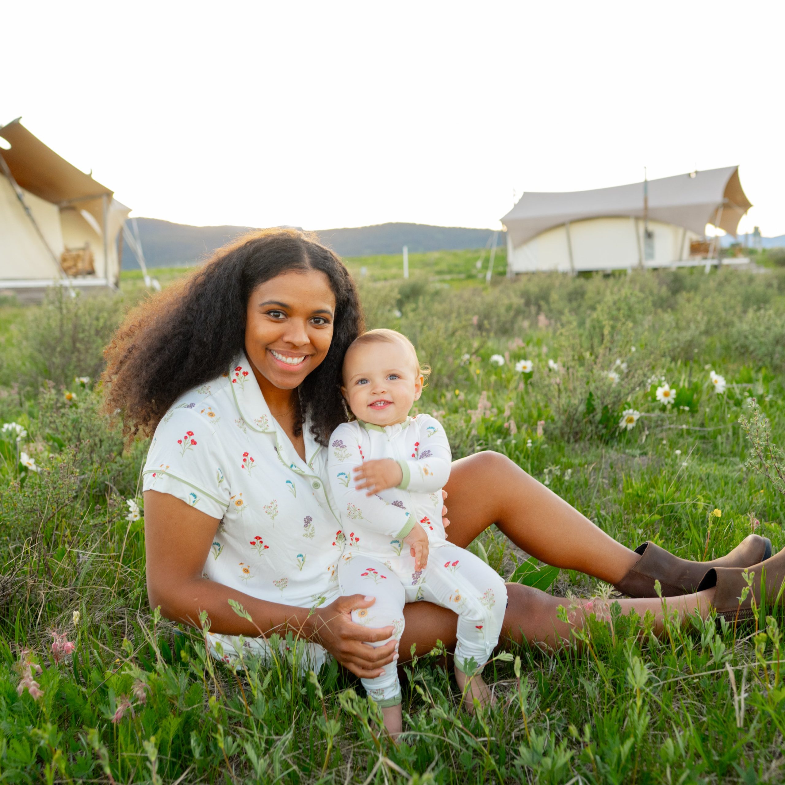 Women's Short Sleeve Pajama Set in Wildflower - Image 3