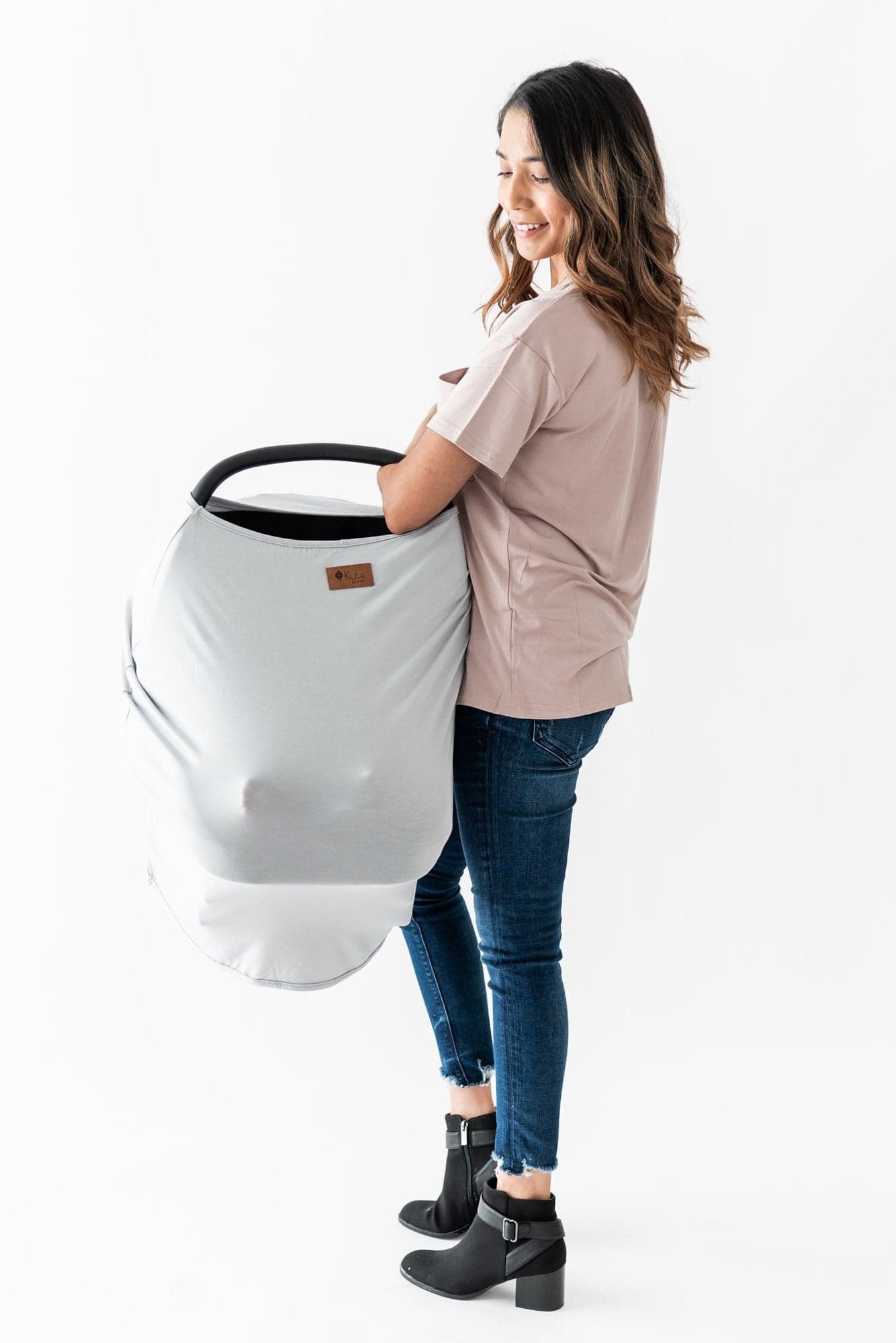 Car Seat Cover in Storm - Image 2