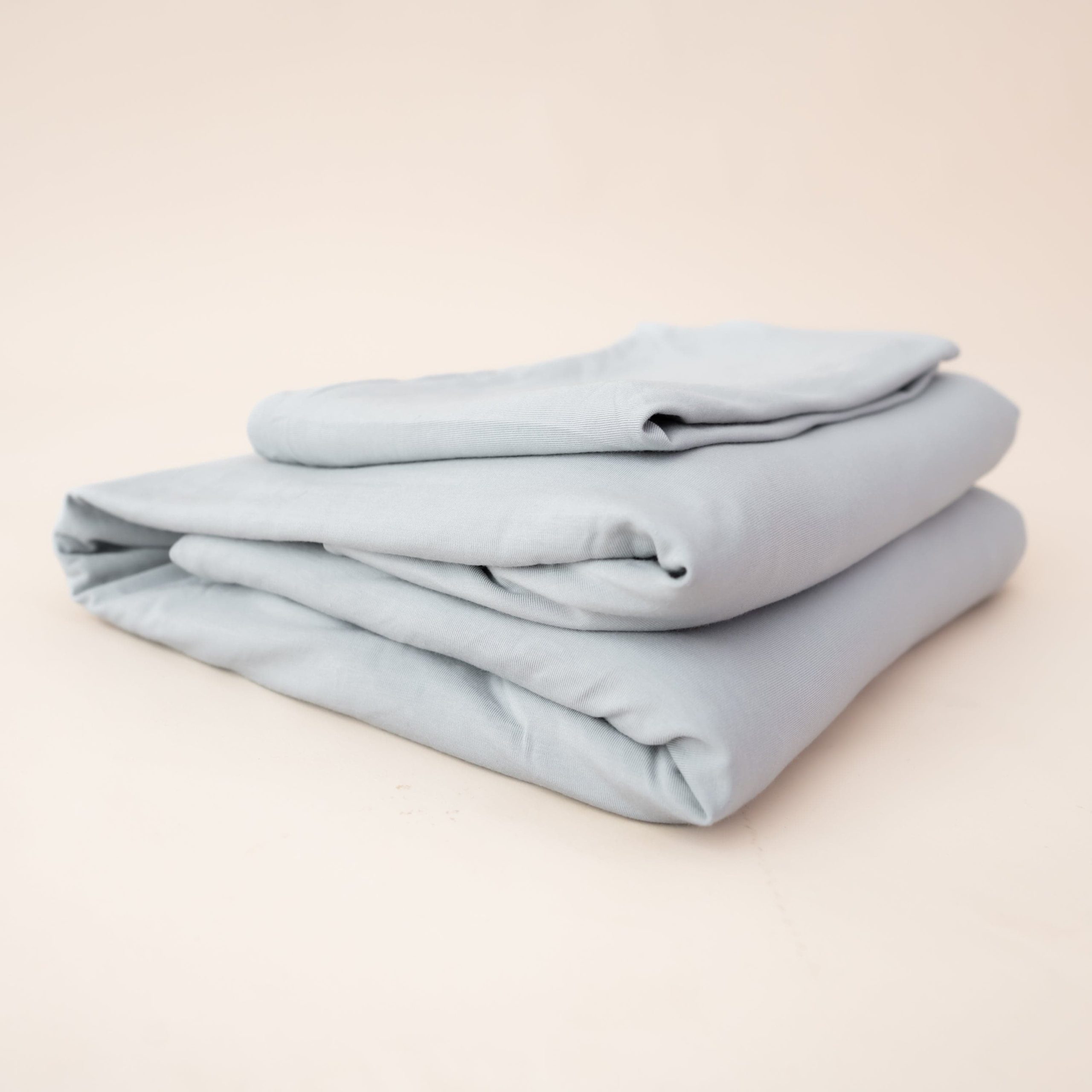 Fitted Sheet with Pillowcases in Storm - Image 4