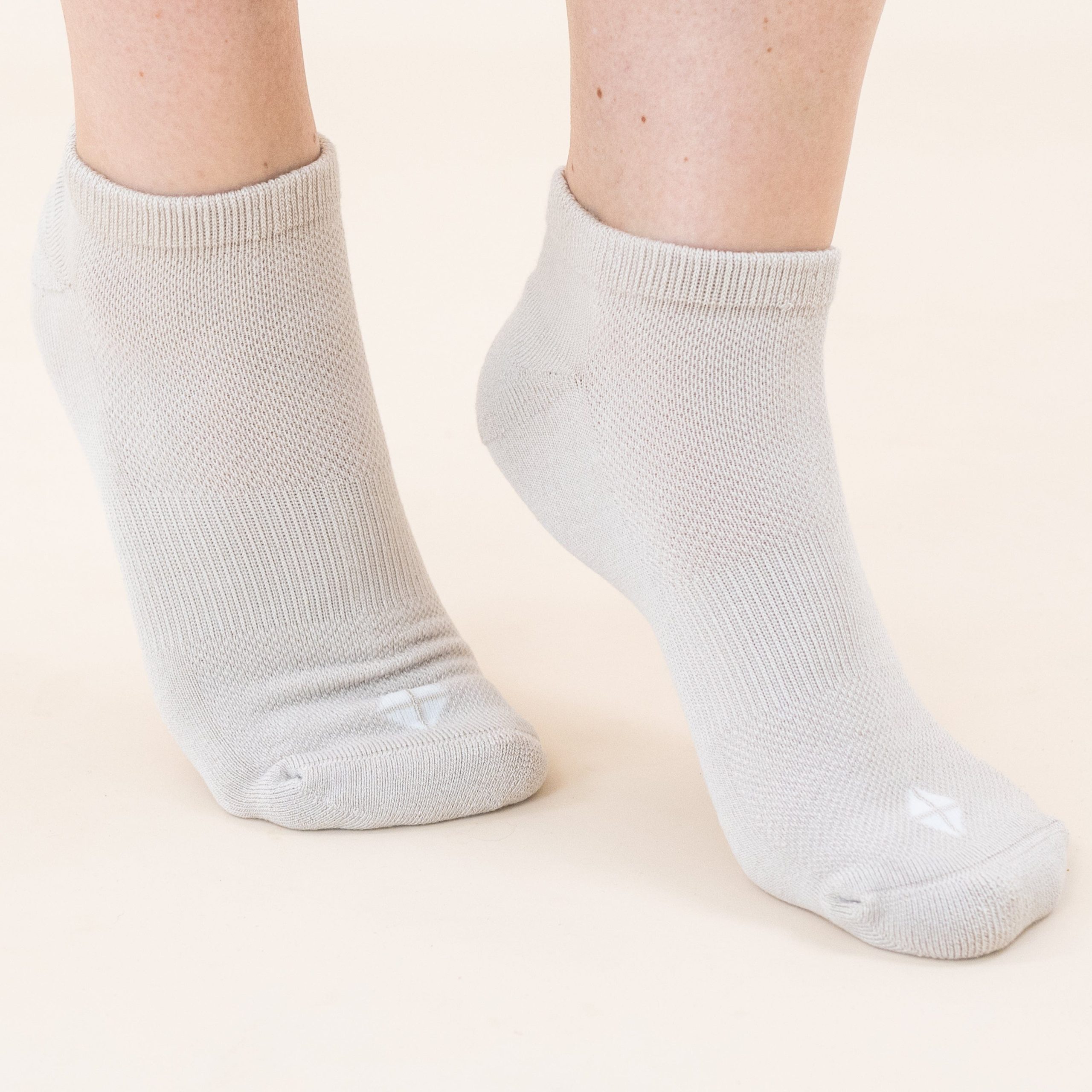 Women's Ankle Socks 3-Pack in Neutral - Image 2