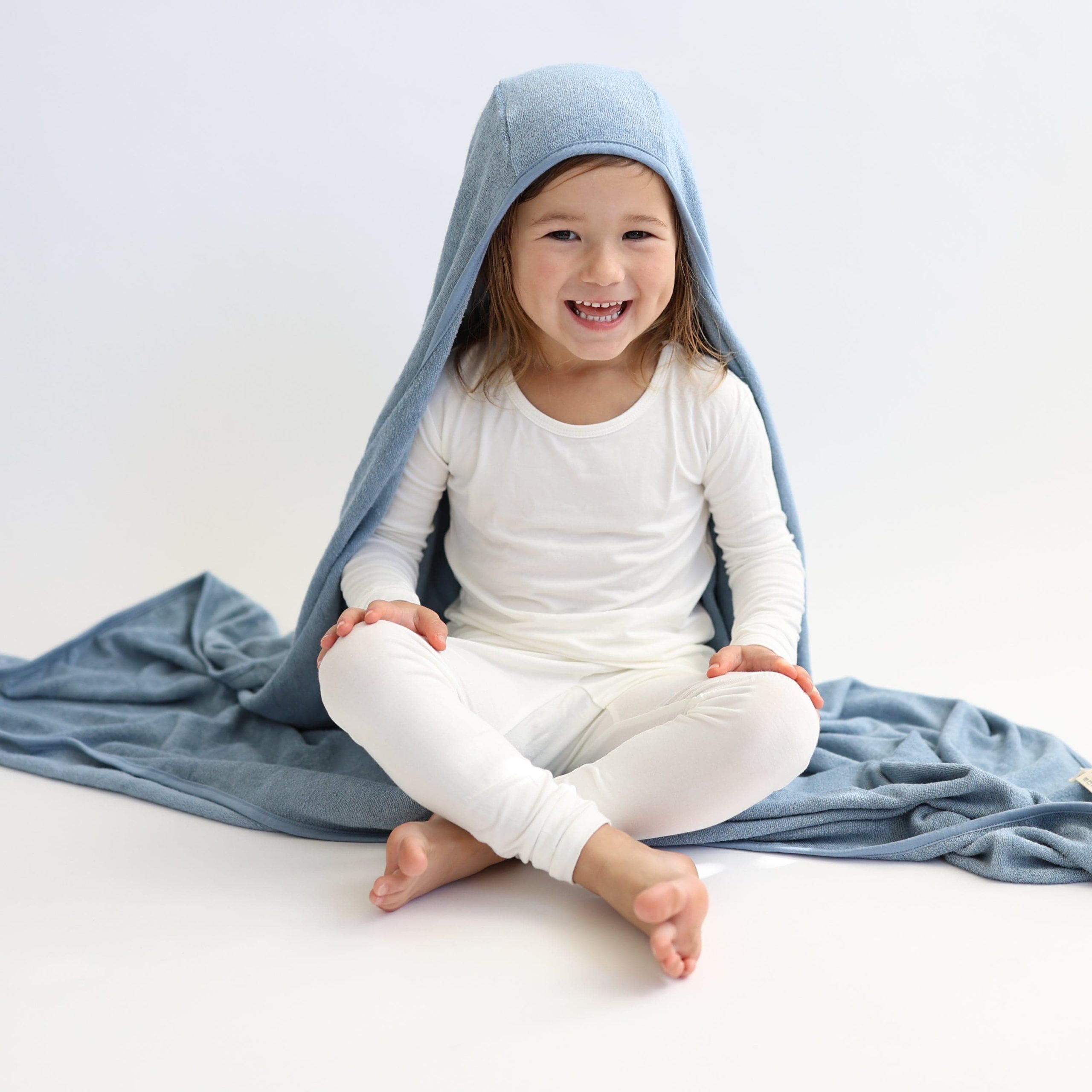 Toddler Hooded Bath Towel in Slate - Image 4
